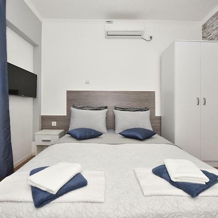 Apartments Song Of Joys Makarska Exterior foto