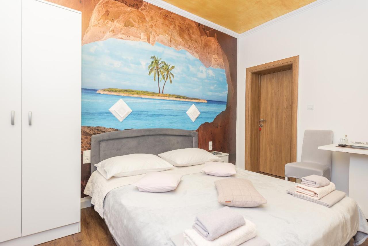 Apartments Song Of Joys Makarska Exterior foto