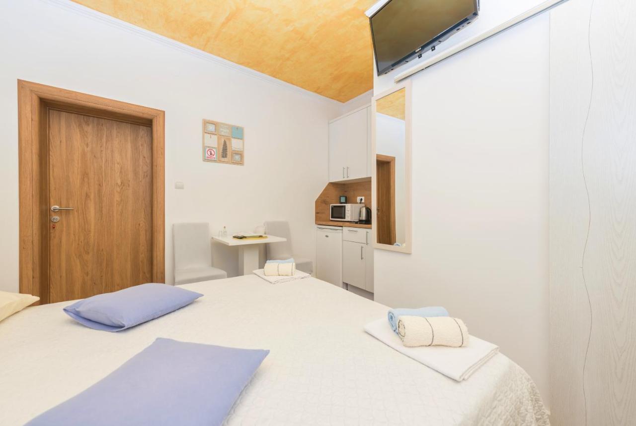 Apartments Song Of Joys Makarska Exterior foto