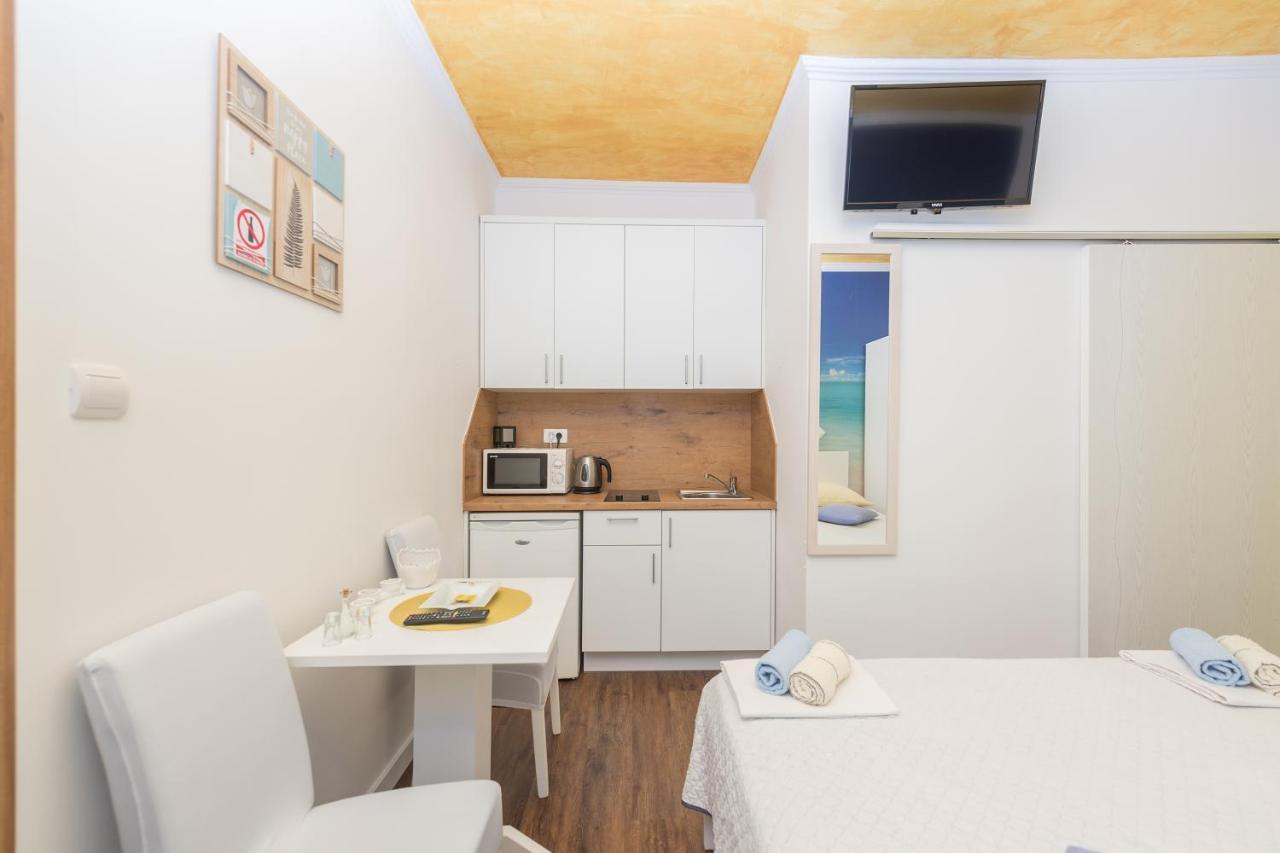Apartments Song Of Joys Makarska Exterior foto